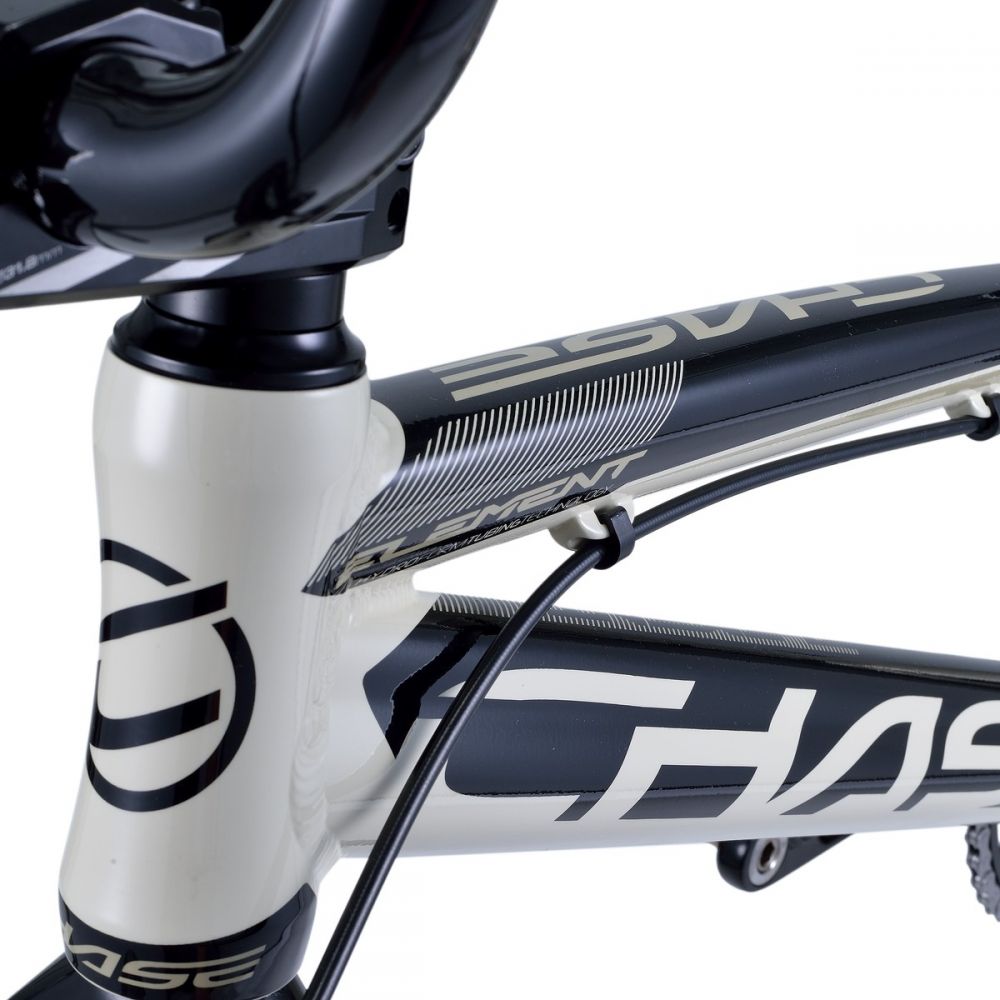 chase element expert xl