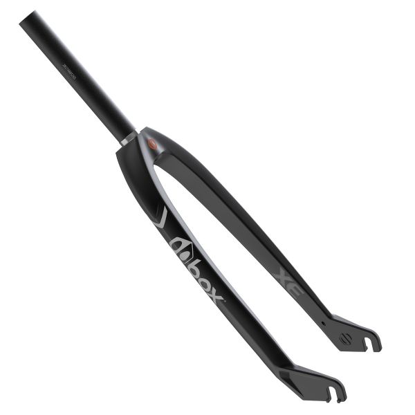 BOX ONE XE EXPERT 24" 10MM CARBON BLACK FORK