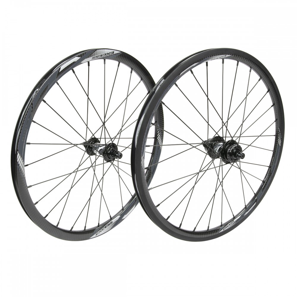 EXCESS XLS-3 451 28H CARBON WHEELSET