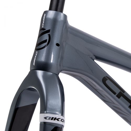 CHASE RSP6.0 SILVER / BLACK / WHITE FRAME & FORK KIT