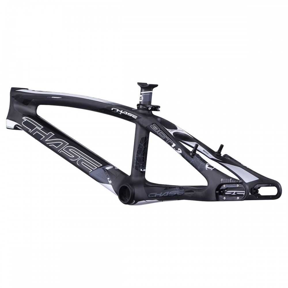 CHASE ACT 1.2 CARBON FRAME BLACK WHITE Color Black White Frame Size Pro XL